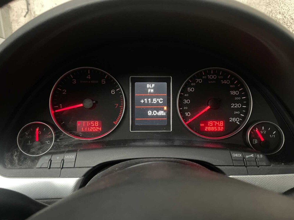 Audi A4 Saloon 2.0 Pro Line 131hp 2006, 27-SX-NN