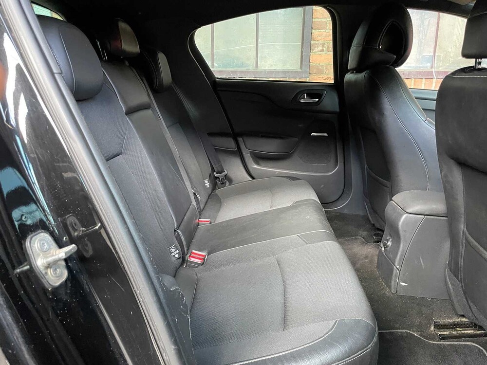 Citroen DS4 1.6 VTi So Chic 120PS 2012 - Fertigmodell NL-, 60-XZJ-4