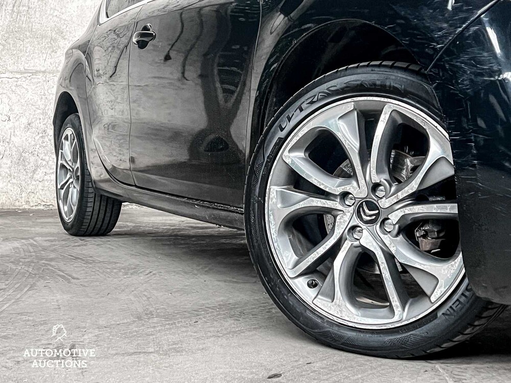 Citroen DS4 1.6 VTi So Chic 120PS 2012 - Fertigmodell NL-, 60-XZJ-4