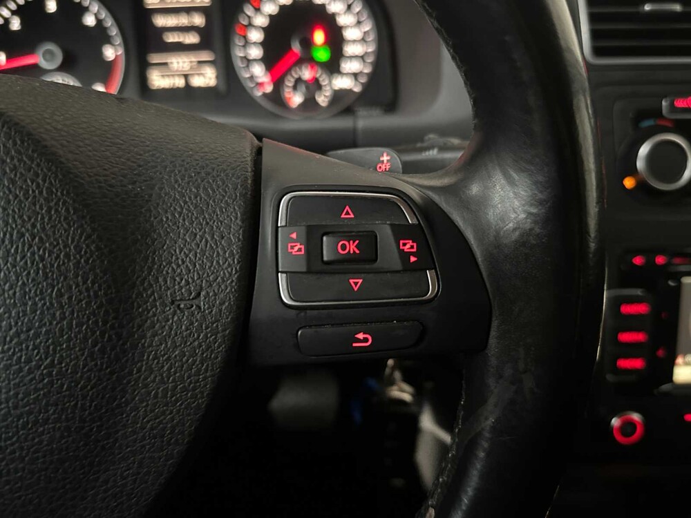 Volkswagen Touran 1.6 TDI Comfl. BlauM 105PS 2012