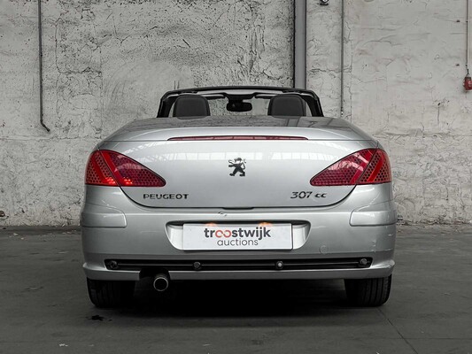 Peugeot 307 CC 2.0-16V 136PK 2004, 98-TKR-6