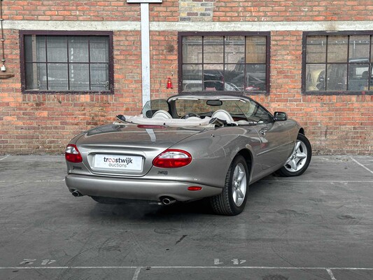 Jaguar XK Cabriolet 4.0 V8 290hp 1997