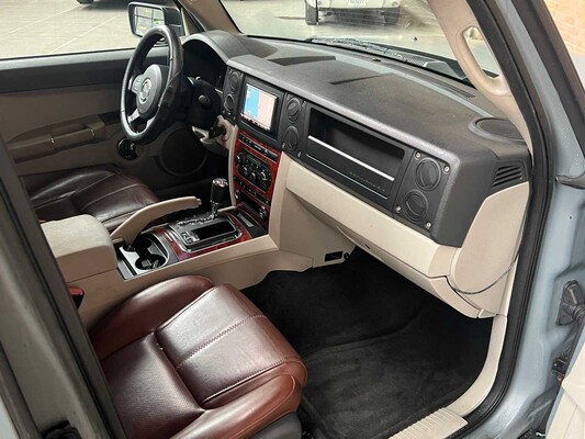 Jeep Commander 5.7 HEMI V8 LIMITED 326hp 2006 Youngtimer