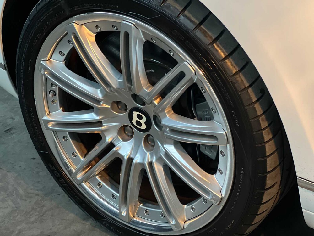 Bentley Continental Flying Spur 6.0 W12 525PS 2009 Youngtimer