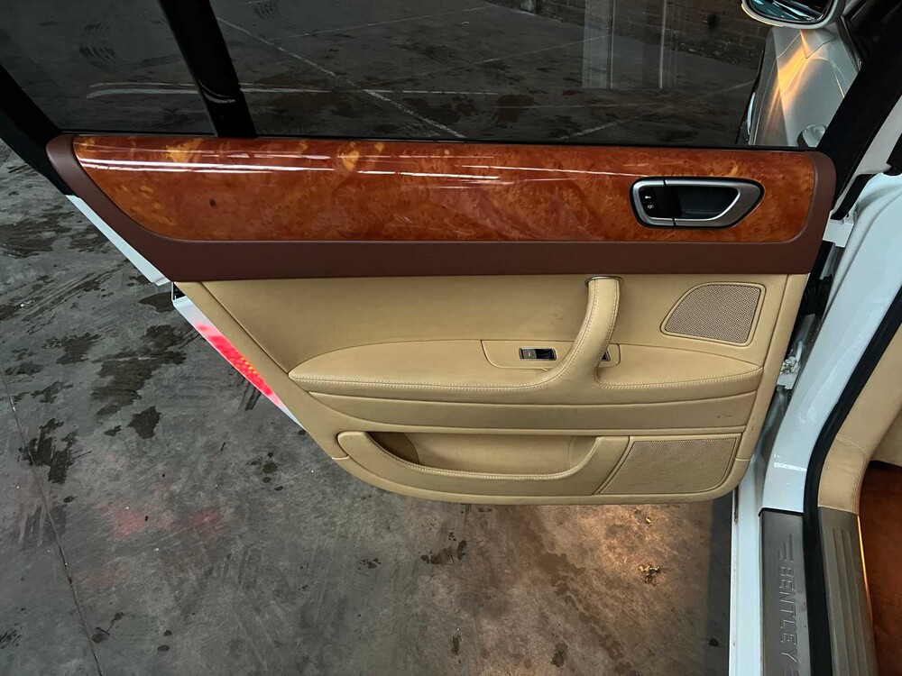 Bentley Continental Flying Spur 6.0 W12 525PS 2009 Youngtimer