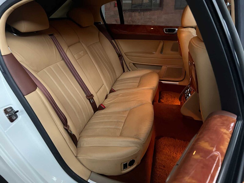 Bentley Continental Flying Spur 6.0 W12 525PS 2009 Youngtimer