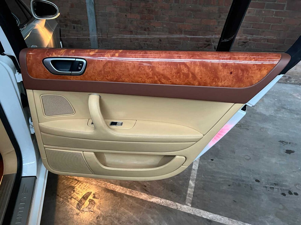 Bentley Continental Flying Spur 6.0 W12 525PS 2009 Youngtimer