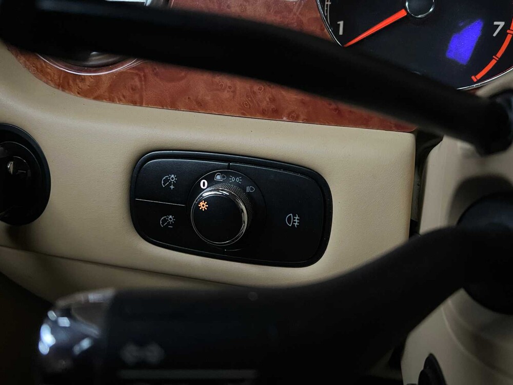 Bentley Continental Flying Spur 6.0 W12 525PS 2009 Youngtimer