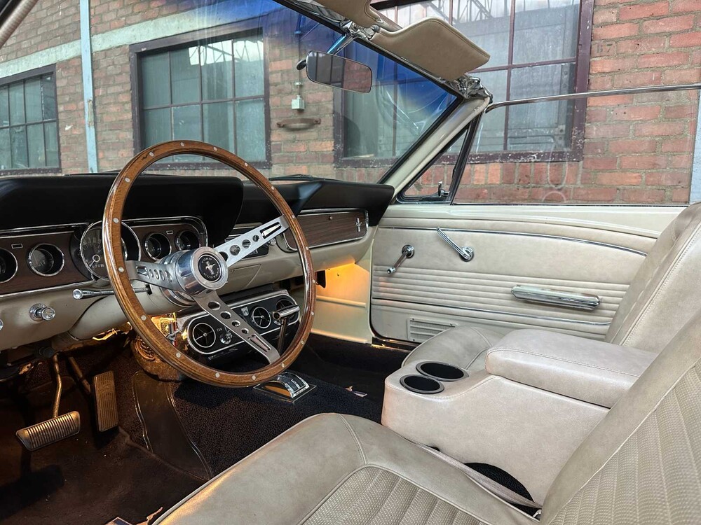 Ford Mustang Cabrio 2-Türer 1966