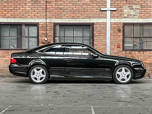 Mercedes-Benz CLK55 AMG 5.4 V8 347hp 2001 Youngtimer