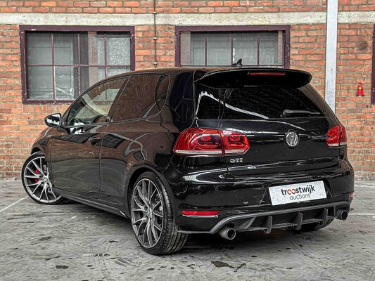 Volkswagen Golf GTI VI 2.0 DSG 211hp 2010 (NEW ENGINE 71.547) Golf 6, J-699-TZ 