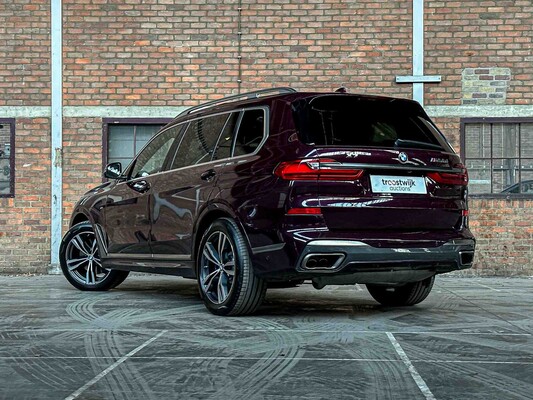 BMW X7 M50i 4.4 V8 High Executive 530hp 2021 (Original-NL + 1st Owner) G07, L-318-RB