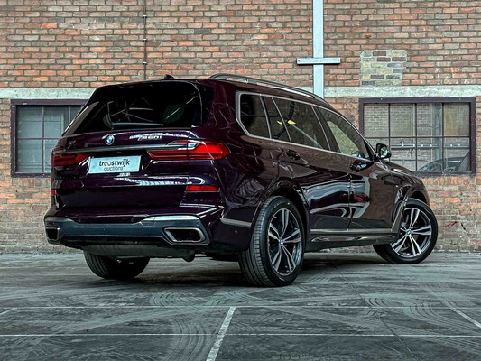 BMW X7 M50i 4.4 V8 High Executive 530hp 2021 (Original-NL + 1st Owner) G07, L-318-RB