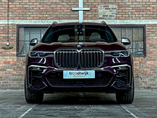 BMW X7 M50i 4.4 V8 High Executive 530hp 2021 (Original-NL + 1st Owner) G07, L-318-RB