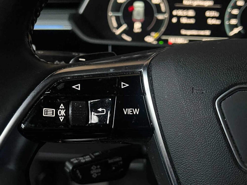 Audi E-Tron 55 Quattro Advanced 95 kWh S-Line 360pk 2019 (Origineel-NL + 1e Eigenaar), ZG-864-X