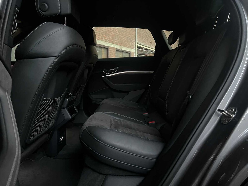 Audi E-Tron 55 Quattro Advanced 95 kWh S-Line 360pk 2019 (Origineel-NL + 1e Eigenaar), ZG-864-X