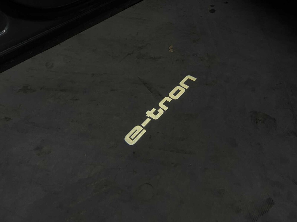 Audi E-Tron 55 Quattro Advanced 95 kWh S-Line 360pk 2019 (Origineel-NL + 1e Eigenaar), ZG-864-X