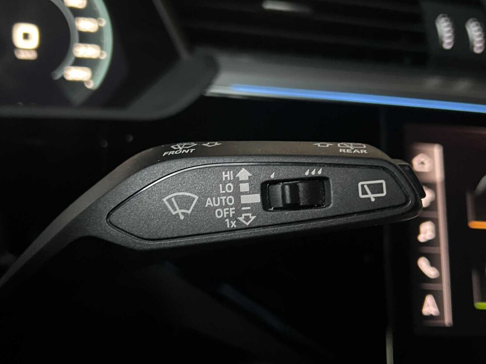 Audi E-Tron 55 Quattro Advanced 95 kWh S-Line 360pk 2019 (Origineel-NL + 1e Eigenaar), ZG-864-X