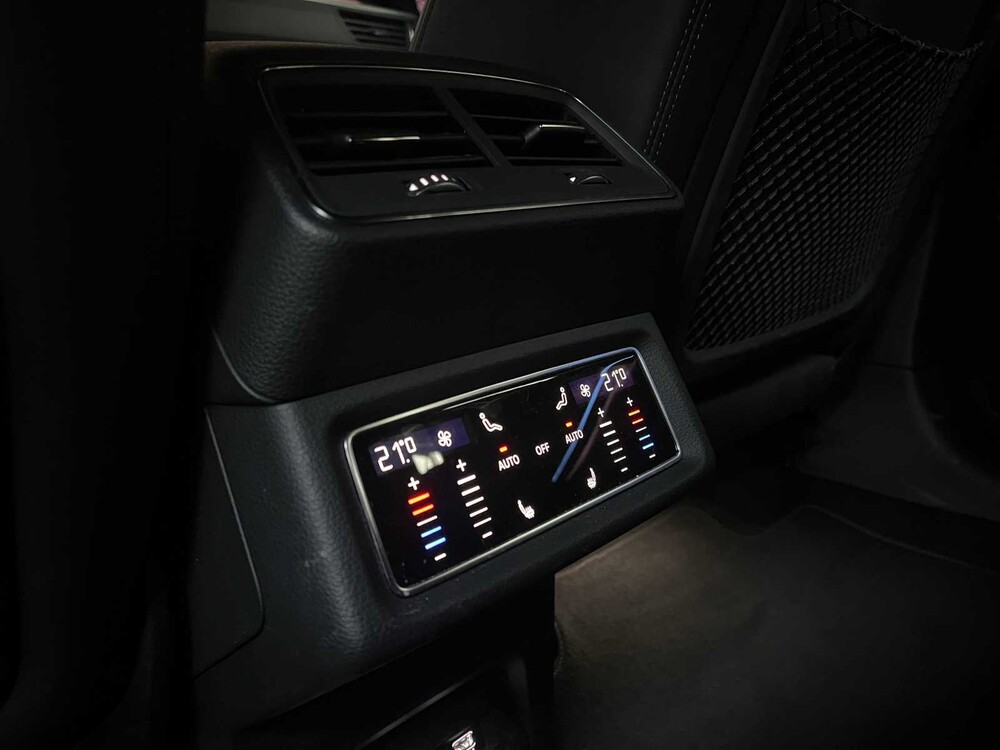 Audi E-Tron 55 Quattro Advanced 95 kWh S-Line 360pk 2019 (Origineel-NL + 1e Eigenaar), ZG-864-X