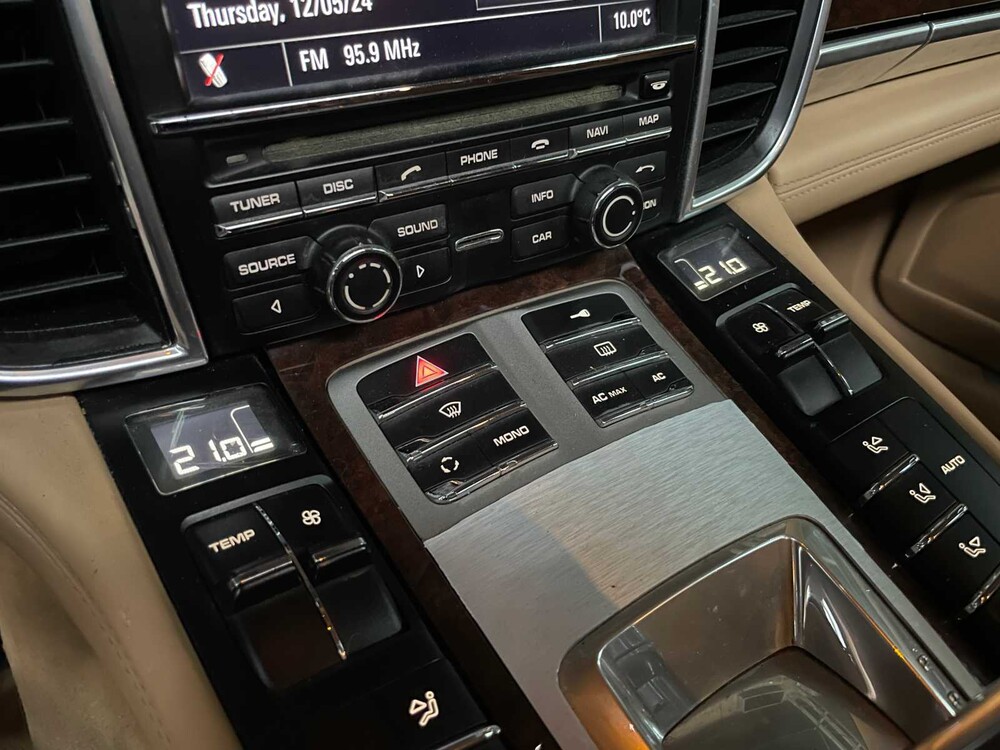 Porsche Panamera S 4.8 V8 395PS 2010