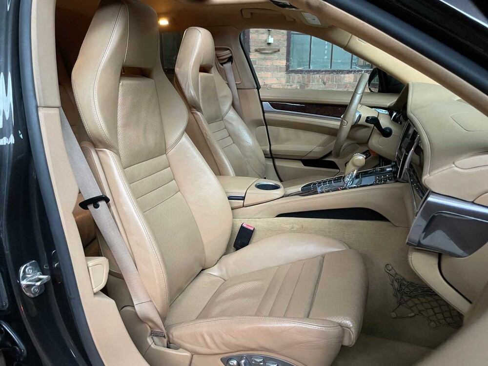 Porsche Panamera S 4.8 V8 395PS 2010