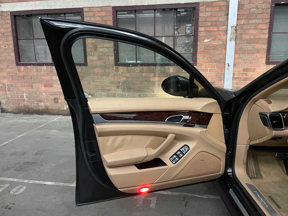 Porsche Panamera S 4.8 V8 395PS 2010
