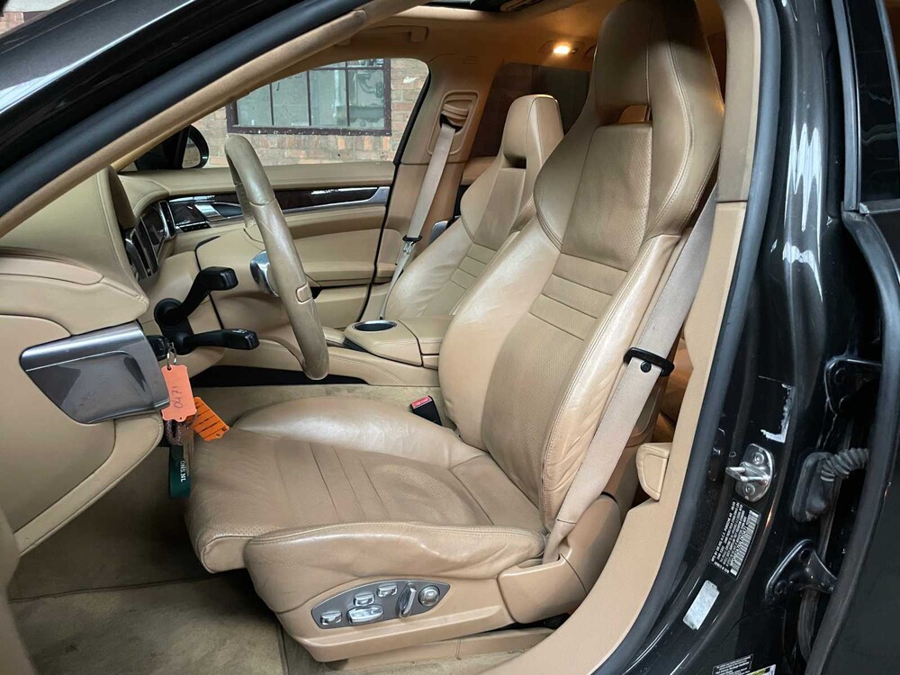Porsche Panamera S 4.8 V8 395PS 2010