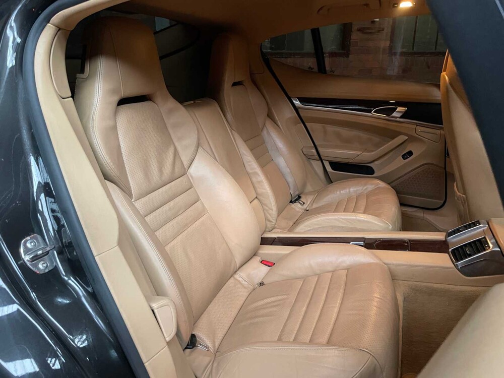 Porsche Panamera S 4.8 V8 395PS 2010