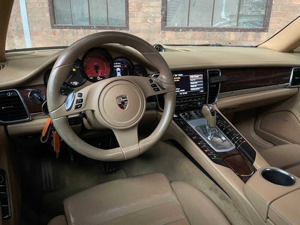Porsche Panamera S 4.8 V8 395PS 2010