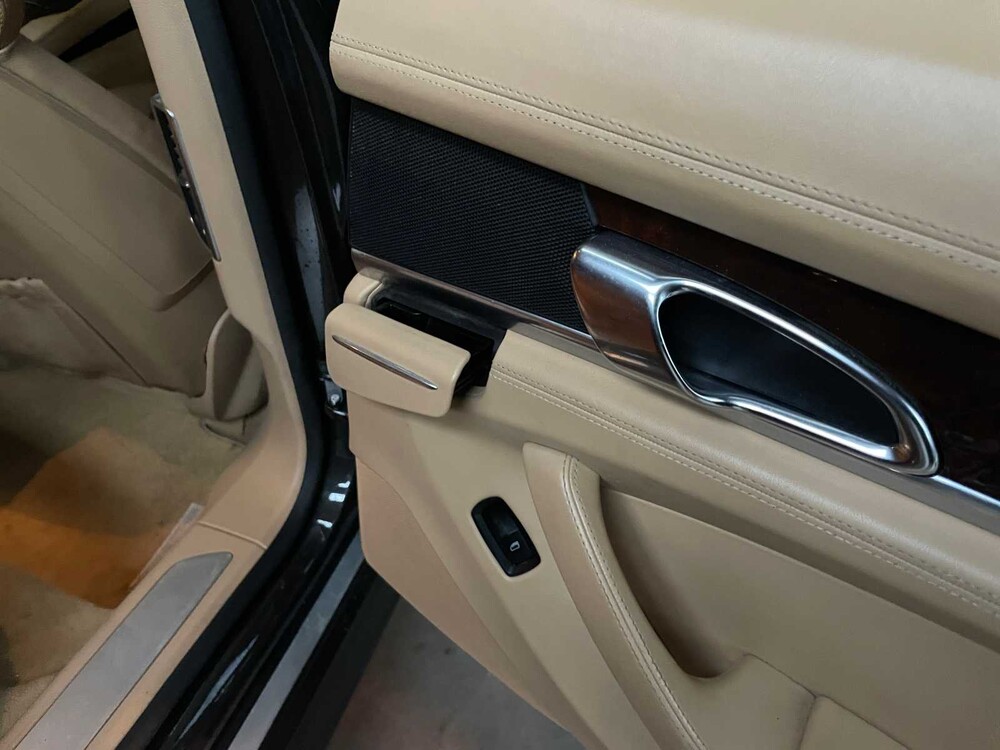 Porsche Panamera S 4.8 V8 395PS 2010