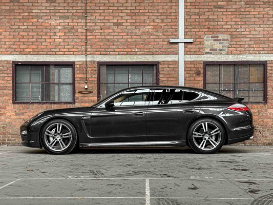 Porsche Panamera S 4.8 V8 395hp 2010