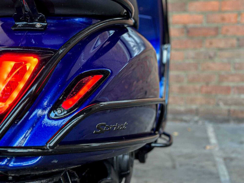 Vespa Primavera 4T 2015 (CUSTOM), F-800-TG Scooter