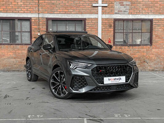 Audi RSQ3 Sportback Quattro 400hp 2023 (FACTORY WARRANTY)