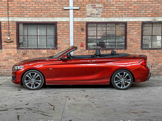 BMW 220i Cabriolet High Executive 184hp 2018 (Original-NL + 1st Owner) F23 2-Series, TT-870-G