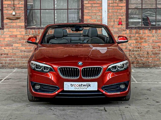 BMW 220i Cabriolet High Executive 184hp 2018 (Original-NL + 1st Owner) F23 2-Series, TT-870-G