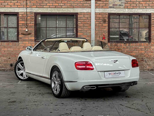 Bentley Continental GTC 4.0 V8 50hp 2012 (8-speed)