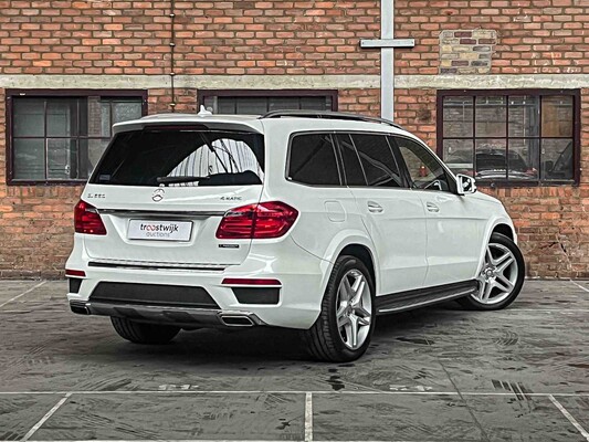 Mercedes-Benz GL500 5.5 V8 4Matic 435hp 2015 GL-Class