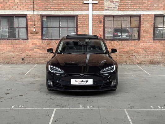 Tesla Model S 60D Base -LIFETIME FREE CHARGING- (Original-NL) 333hp 2016, NF-080-H