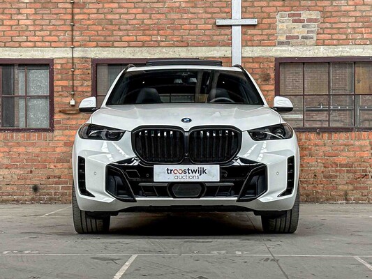 BMW X5 xDrive50e Hybrid M-Sport 489hp 2024, GSN-60-J (FACTORY WARRANTY)