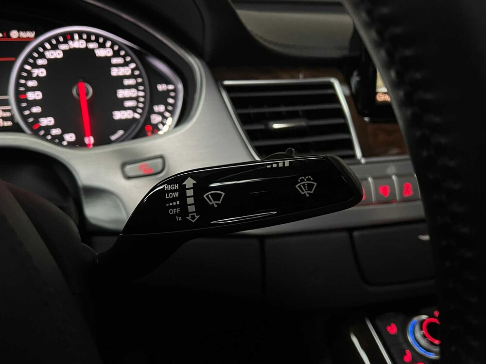 Audi A8 lang 6.3 W12 Quattro 500pk 2013