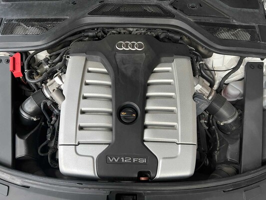 Audi A8 long 6.3 W12 Quattro 500hp 2013