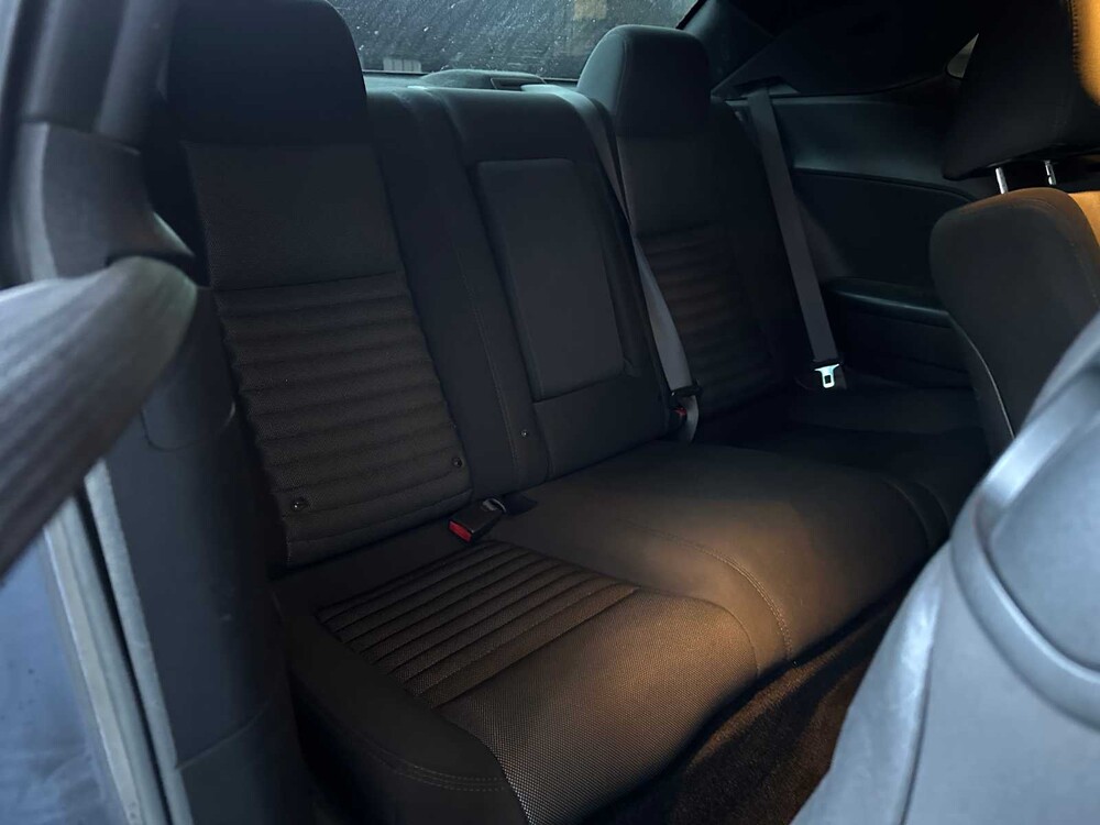 Dodge Challenger SXT 3.6L 305hp 2013 