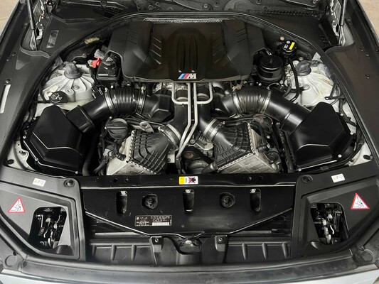 BMW M5 4.0 V8 F10 553hp 2012