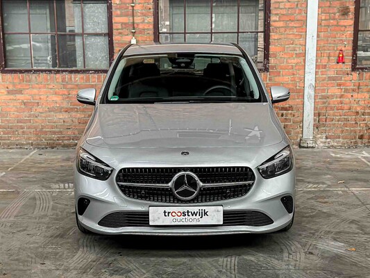 Mercedes-Benz B180 Hybrid 218hp 2023 B-Class (Factory Warranty)