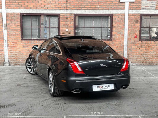 Jaguar XJ 2.0 Premium Luxury 240hp 2013 (Original-NL)