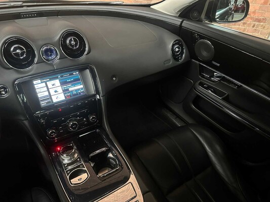 Jaguar XJ 2.0 Premium Luxury 240hp 2013 (Original-NL)