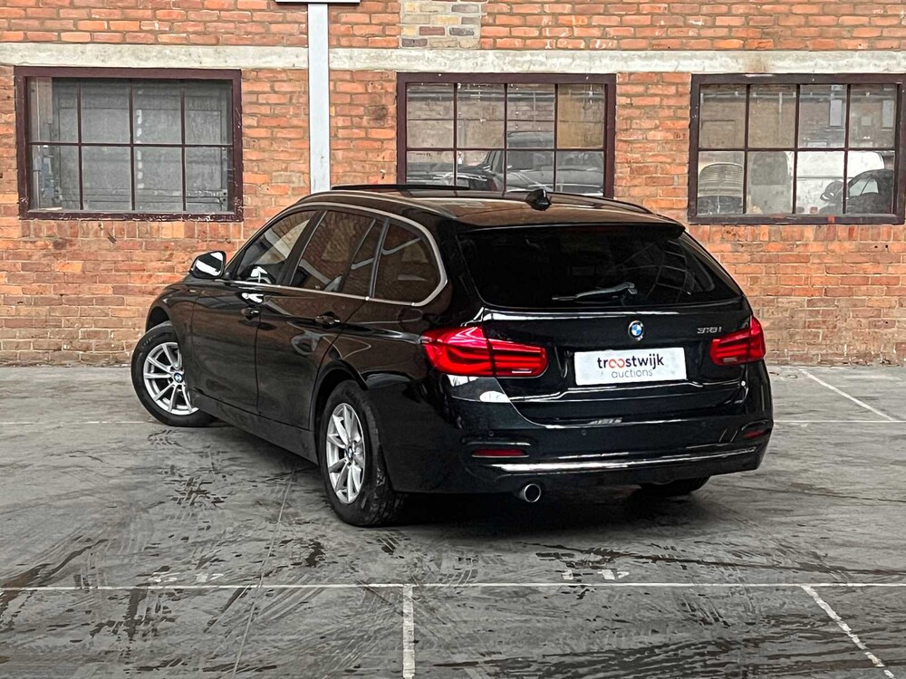 BMW 318i Touring Executive 136hp 2017 3-series, T-191-GB