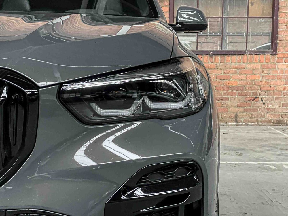 BMW X5 xDrive30d M-Sport 286PS 2023 (Original-NL), T-889-DV