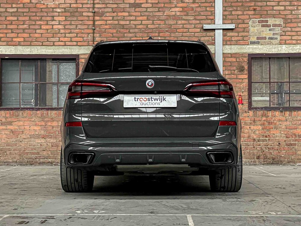 BMW X5 xDrive30d M-Sport 286PS 2023 (Original-NL), T-889-DV