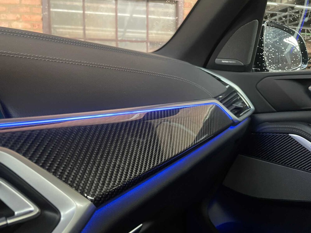 BMW X5 xDrive30d M-Sport 286PS 2023 (Original-NL), T-889-DV